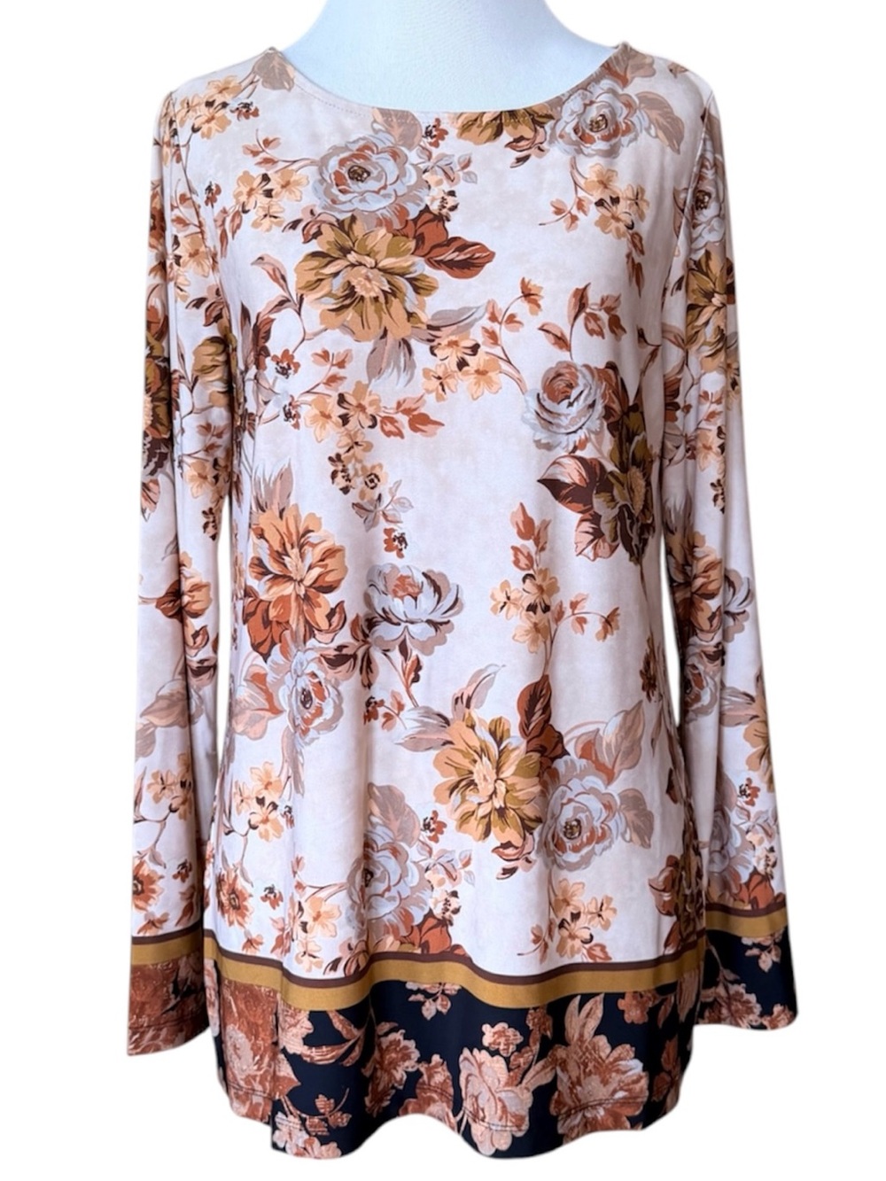 SUSAN GRAVER Brown Floral Top